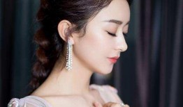 娱乐圈爆料赵丽颖王俊凯,甜蜜互动引热议